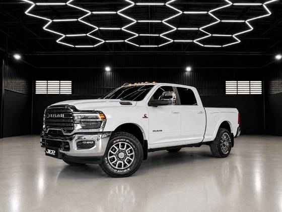 RAM 3500 6.7 I6 TURBO DIESEL LIMITED LONGHORN CD 4X4 AUTOMÁTICO RAM 3500 6.7 I6 TURBO DIESEL LIMITED LONGHORN CD 4X4 AUTOMÁTICO
